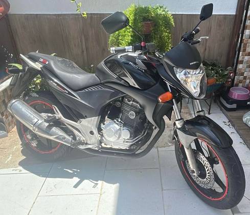 HONDA CB 300R 